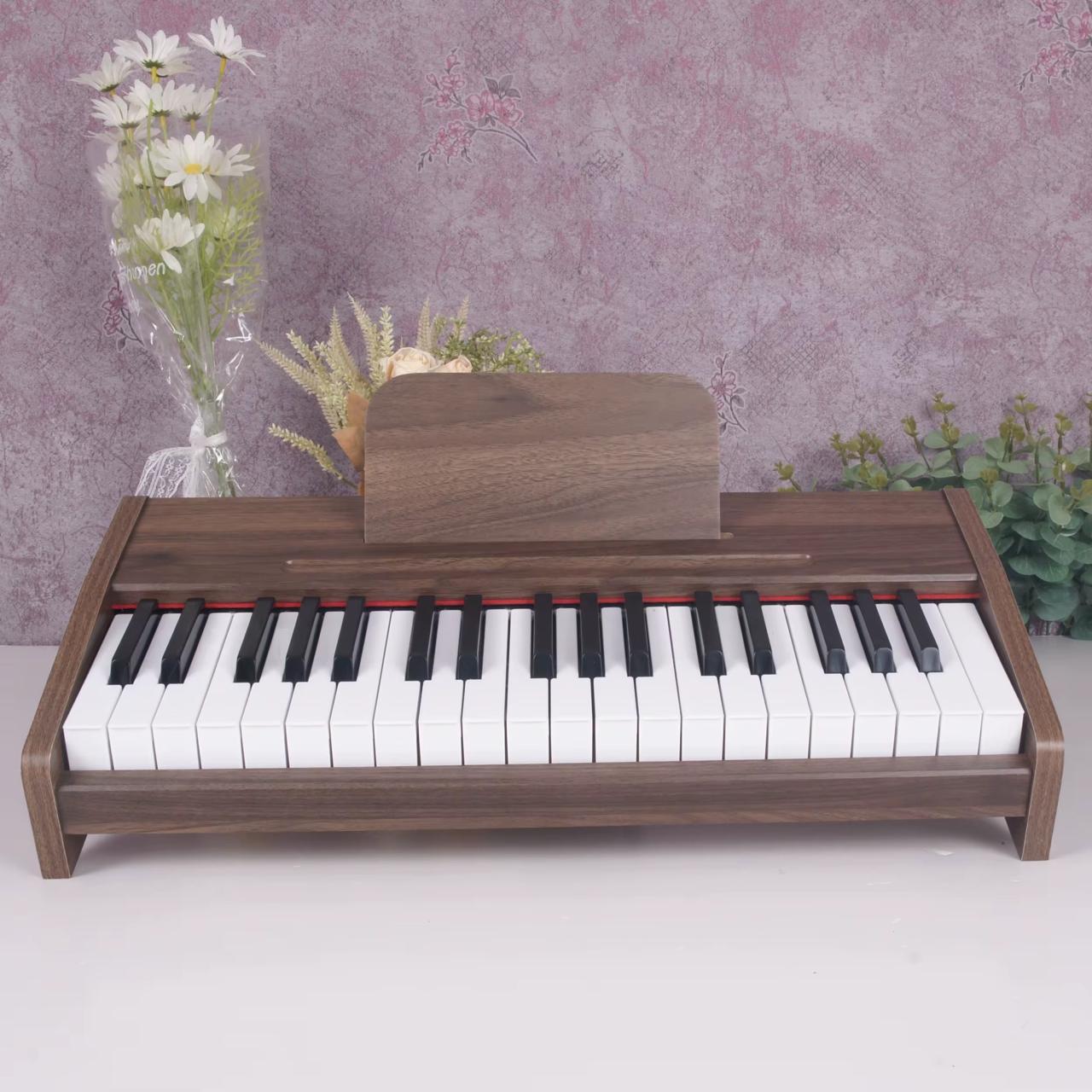 პიანინო