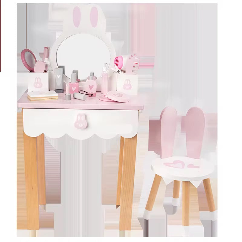 კოსმეტიკური მაგიდა სარკით და სკამით