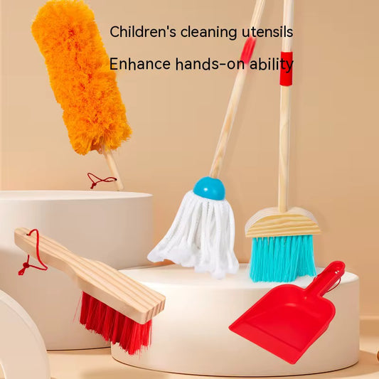 Wooden cleaning toy set