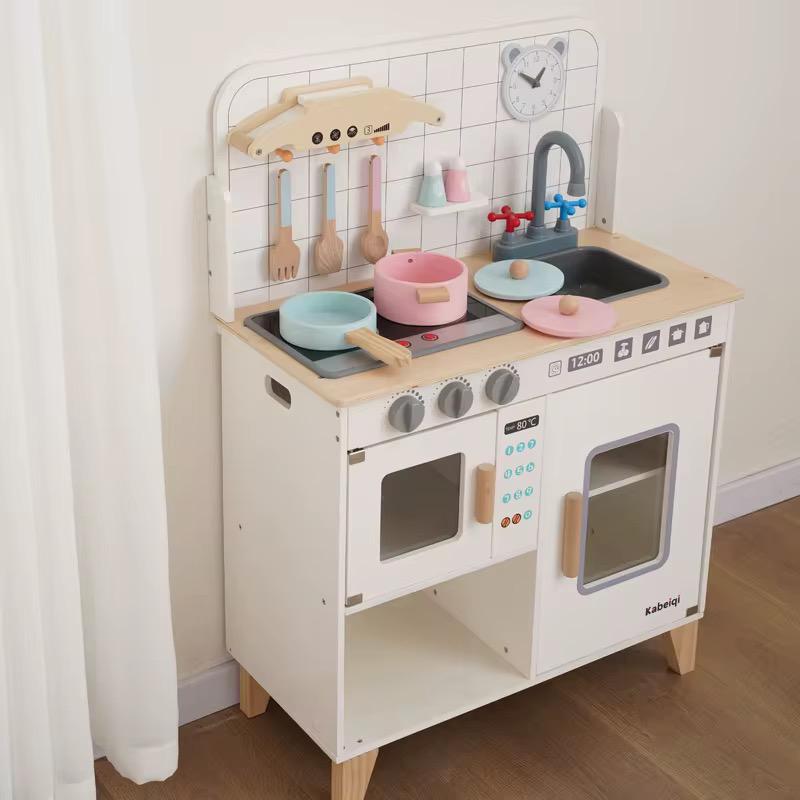 ხის სამზარეულო