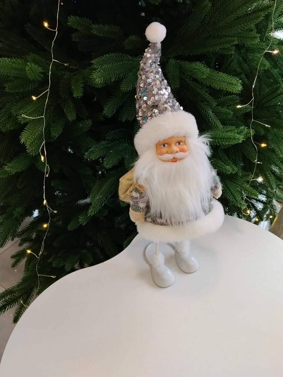 საახალწლო დეკორაცია - სანტა კლაუსი