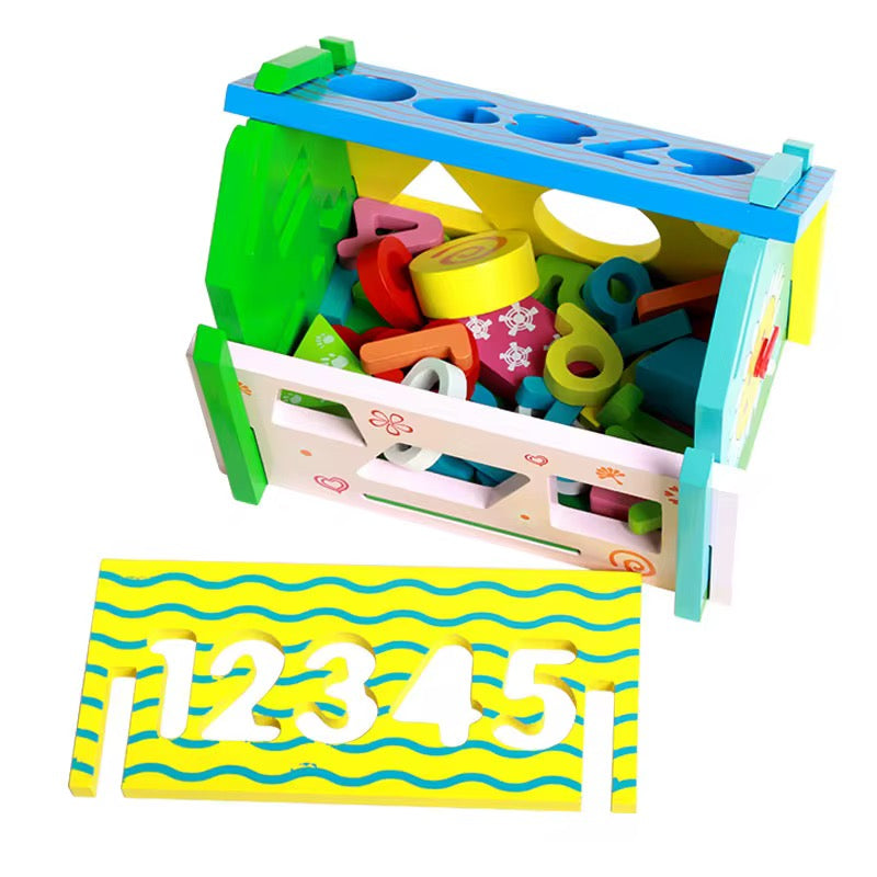 სათამაშო ხის სახლი